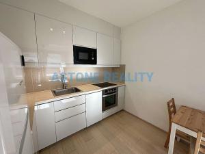 Pronájem bytu 2+kk, Praha - Jinonice, Walterovo náměstí, 55 m2