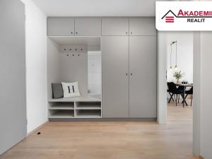 Pronájem bytu 2+kk, Brno, Bystrcká, 60 m2