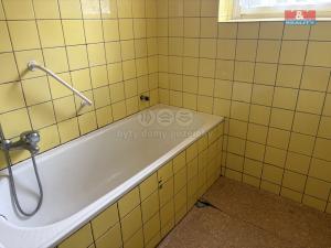 Pronájem bytu 2+1, Pardubice - Bílé Předměstí, Na Bukovině, 60 m2