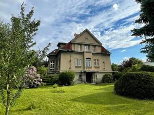 Prodej podílu vily, Praha - Klánovice, Ke znaku, 300 m2