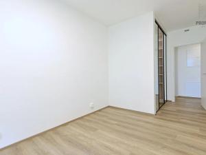 Pronájem bytu 2+kk, Brno, Bystrcká, 68 m2