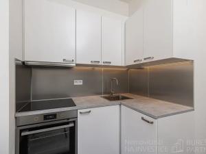 Pronájem bytu 1+1, Praha - Smíchov, Preslova, 26 m2