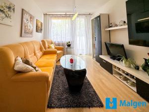 Prodej bytu 2+kk, Praha - Prosek, Jablonecká, 40 m2