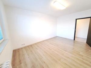 Pronájem bytu 1+1, Zlín, Dlouhá, 36 m2