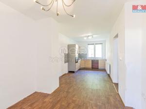 Prodej bytu 2+1, Krnov - Pod Bezručovým vrchem, Příční, 50 m2