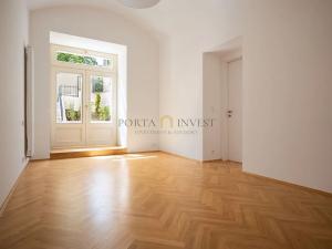 Prodej bytu 2+kk, Praha - Vinohrady, Pod Karlovem, 56 m2