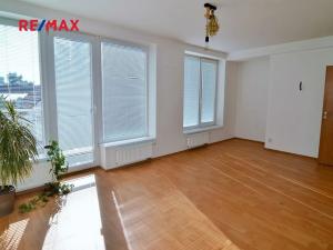 Prodej bytu 3+kk, Praha - Horní Měcholupy, Milánská, 76 m2