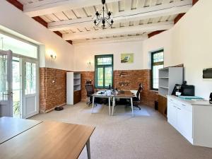 Pronájem kanceláře, Horní Bříza, Tovární, 30 m2