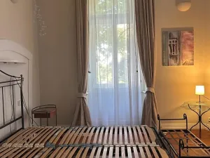 Pronájem bytu 2+1, Praha - Vinohrady, Rybalkova, 72 m2