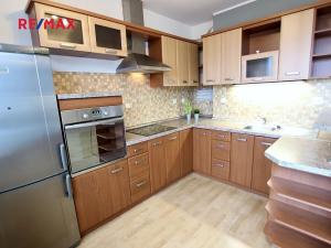 Pronájem bytu 1+kk, Praha - Kbely, Pod Nouzovem, 32 m2