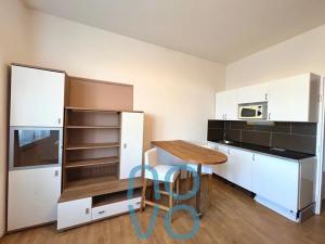 Pronájem bytu 1+kk, Praha - Malá Strana, Újezd, 23 m2