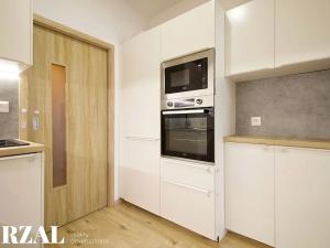 Prodej bytu 3+kk, Plzeň, Vrchlického, 75 m2