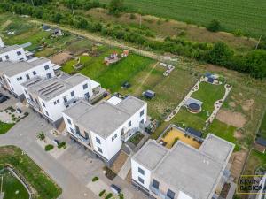 Prodej bytu 4+kk, Holubice, 102 m2