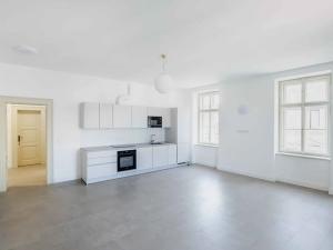 Pronájem bytu 2+kk, Praha, Karoliny Světlé, 72 m2