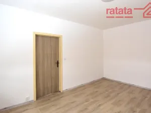 Pronájem bytu 1+1, Jirkov, Generála Svobody, 33 m2