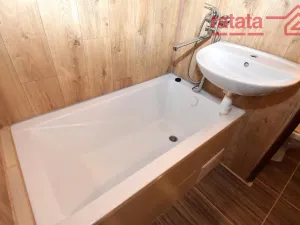 Pronájem bytu 1+1, Jirkov, Generála Svobody, 33 m2