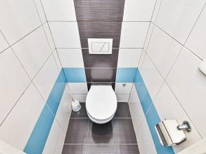 Pronájem bytu 2+kk, Praha - Černý Most, Generála Janouška, 45 m2