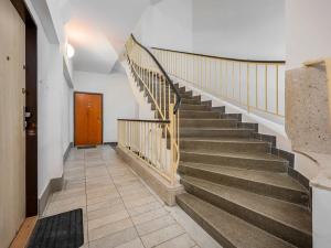 Pronájem bytu 1+kk, Praha - Nusle, Na Klikovce, 32 m2