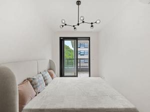 Pronájem bytu 3+kk, Praha - Modřany, Československého exilu, 61 m2