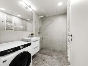 Pronájem bytu 3+kk, Praha - Modřany, Československého exilu, 61 m2