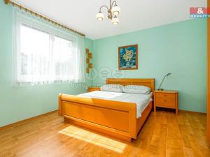 Prodej rodinného domu, Býchory, 165 m2