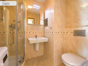 Pronájem bytu 1+kk, Praha - Holešovice, U měšťanského pivovaru, 36 m2
