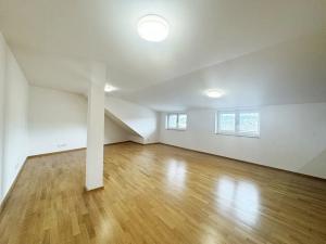 Pronájem bytu 2+kk, Šternberk, Jívavská, 79 m2