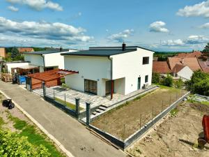 Prodej rodinného domu, Rybníček, 192 m2