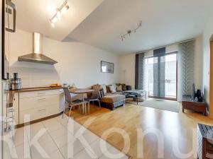 Prodej bytu 2+kk, Praha - Dejvice, Heinemannova, 57 m2