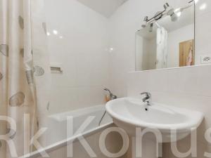 Prodej bytu 2+kk, Praha - Dejvice, Heinemannova, 57 m2