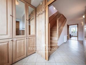 Prodej rodinného domu, Chvaletice, Budovatelů, 350 m2
