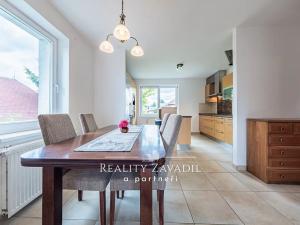 Prodej rodinného domu, Chvaletice, Budovatelů, 350 m2