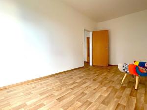 Pronájem bytu 2+kk, Praha - Vysočany, Pod Harfou, 47 m2