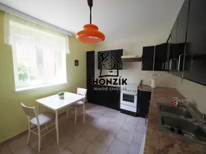 Prodej rodinného domu, Praha - Uhříněves, Úpská, 324 m2