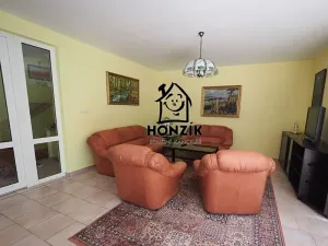 Prodej rodinného domu, Praha - Uhříněves, Úpská, 324 m2
