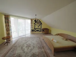 Prodej rodinného domu, Praha - Uhříněves, Úpská, 324 m2