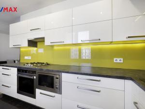 Prodej bytu 2+kk, Opava - Město, Kolářská, 48 m2