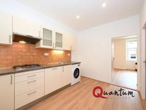 Pronájem bytu 2+1, Praha - Žižkov, Rečkova, 60 m2