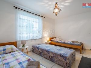 Prodej rodinného domu, Srnín, 342 m2