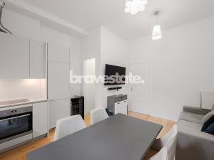 Prodej bytu 2+kk, Praha - Smíchov, Kmochova, 45 m2