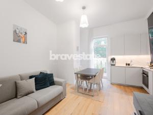Prodej bytu 2+kk, Praha - Smíchov, Kmochova, 45 m2