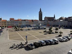 Pronájem kanceláře, České Budějovice, nám. Přemysla Otakara II., 29 m2