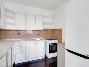 Prodej bytu 3+1, Praha - Lhotka, Novodvorská, 76 m2