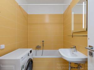 Pronájem bytu 1+kk, Praha - Nusle, Slavojova, 34 m2