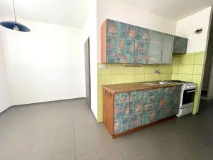 Pronájem bytu 2+1, Chomutov, Kostnická, 62 m2