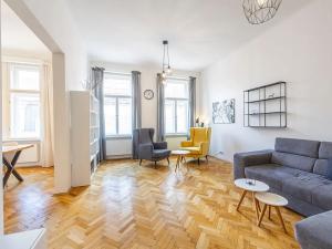 Prodej bytu 3+1, Praha - Smíchov, Zborovská, 100 m2