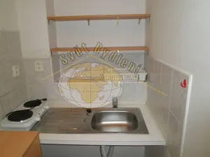 Pronájem bytu 1+kk, Praha - Smíchov, Grafická, 22 m2
