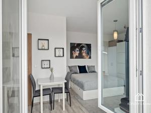 Prodej bytu 1+kk, Praha - Kyje, Farkašova, 32 m2