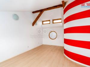 Pronájem bytu 4+kk, Praha, Chlumčanského, 94 m2