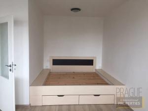 Prodej bytu 1+kk, Praha - Záběhlice, Topolová, 31 m2